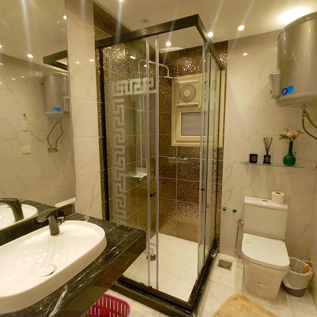 تركيب كبائن شاور 2026 - شركة مكة فى دبى 6 تركيب كبائن شاور