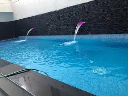 تركيب مسابح فى الشارقة