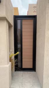 باب خشب مزخرف بالامنيوم