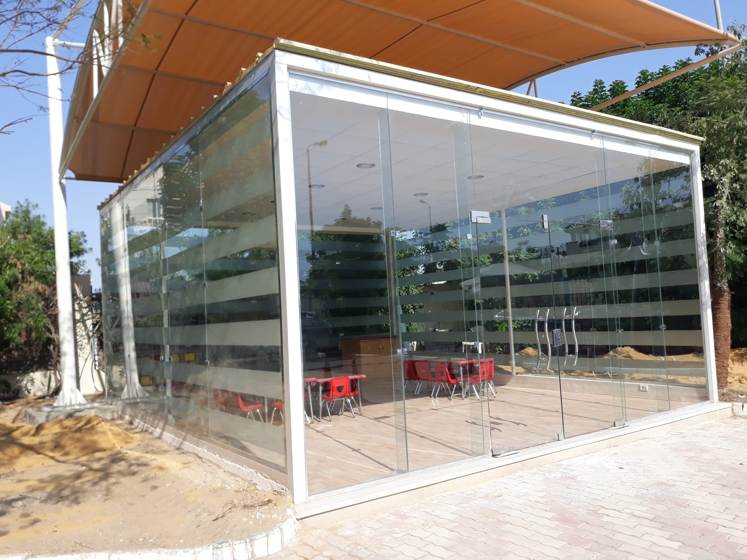 تركيب بارتشنات زجاج 