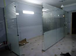 تركيب بارتشنات زجاجية